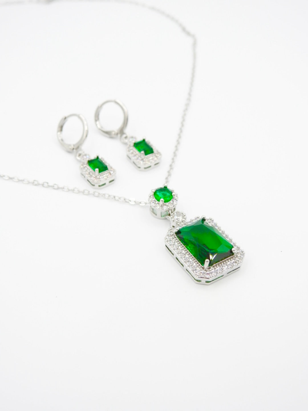 Evergreen Luxe Set