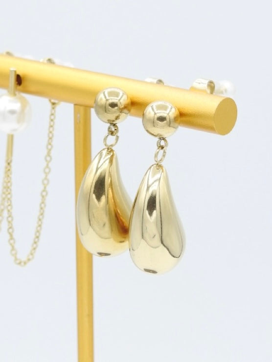 Serene Drop Earrings